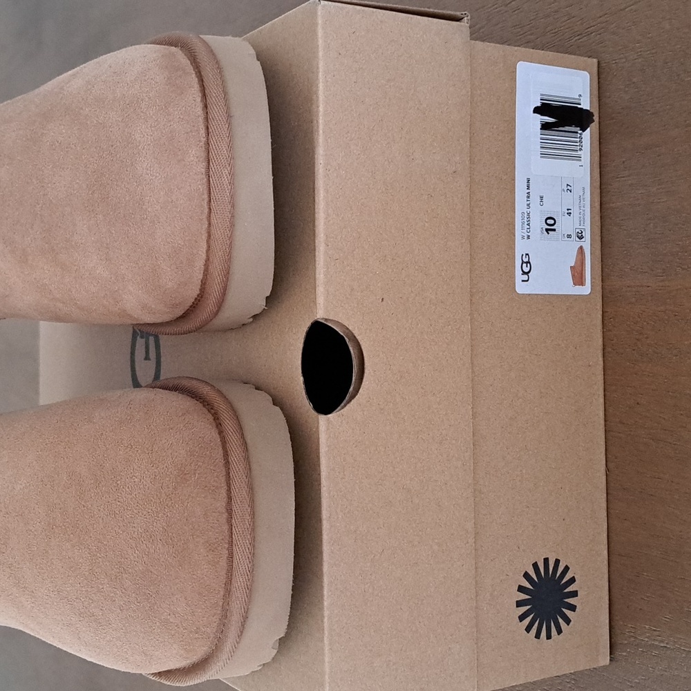 UGG Women's Classic Ultra Mini - Color: Chestnut - Size: 10 - Picture 3 of 9